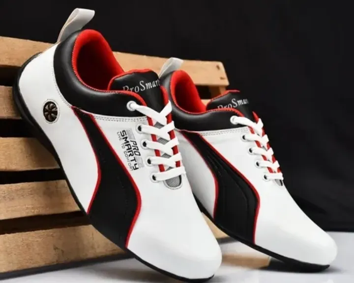 MetroPulse Casual Sneakers (​)