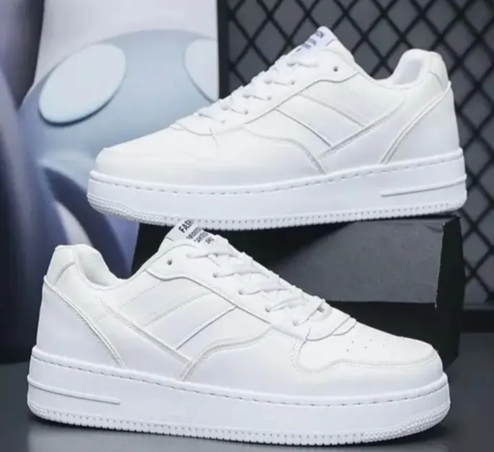 FlexBlaze Urban Sneakers (​)